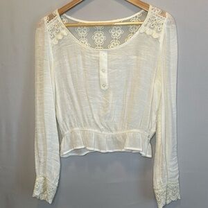 MINE Blouse Long Sleeve Lace Embroidered Trim Buttons Ruffle Elastic Waist Sz S